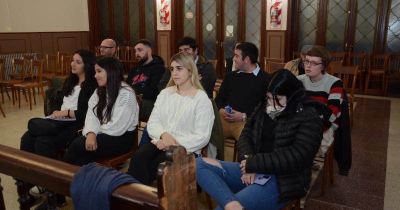 Nos faltaron el respeto y vamos a seguir presentando proyectos respondioacute la Juventud PRO