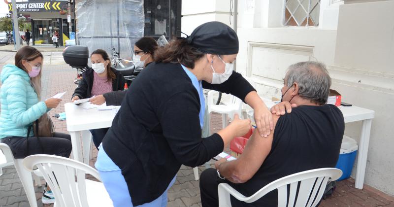 No habraacute maacutes vacunacioacuten contra el covid los fines de semana