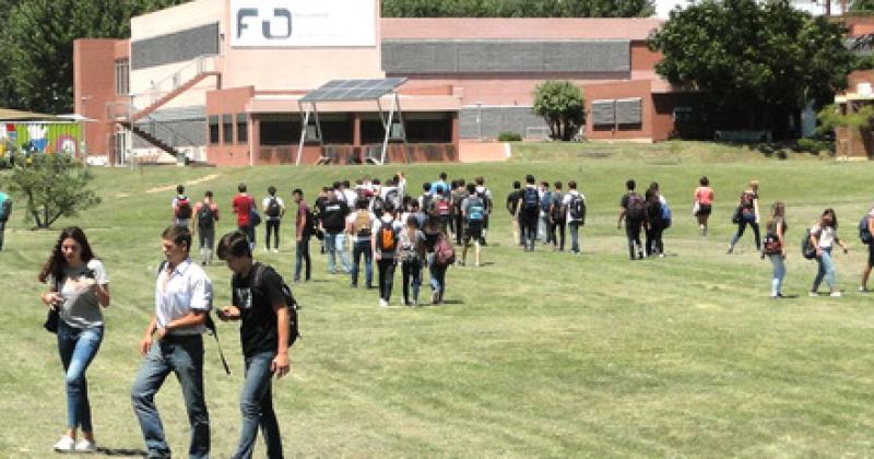 Unicen fue elegida como la séptima mejor universidad del país