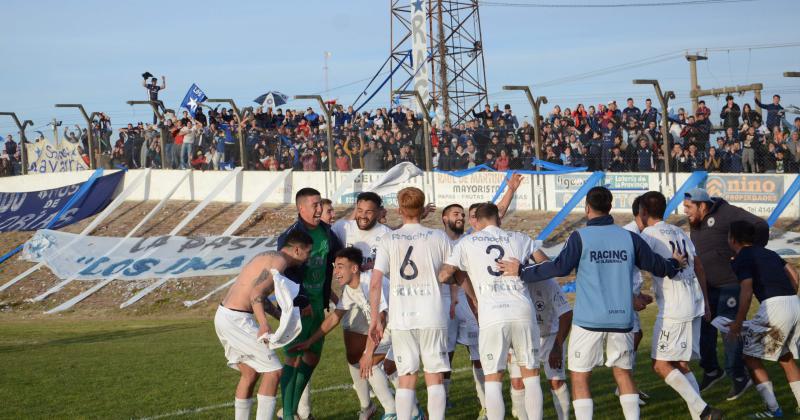 Racing festejó con su gente