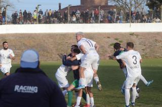 Racing celebró el título ante Embajadores en la Superfinal jugada este domingo