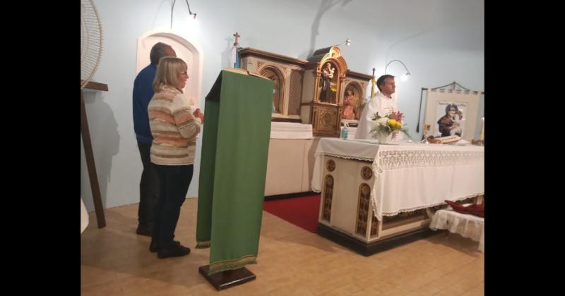 Visita de alumnos del Colegio Esquiuacute a la capilla San Antonio de Padua