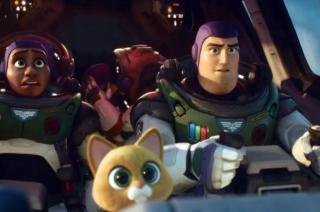 La película est� centrada en el astronauta ficcional que inspiró la creación del juguete que coprotagoniza Toy Story