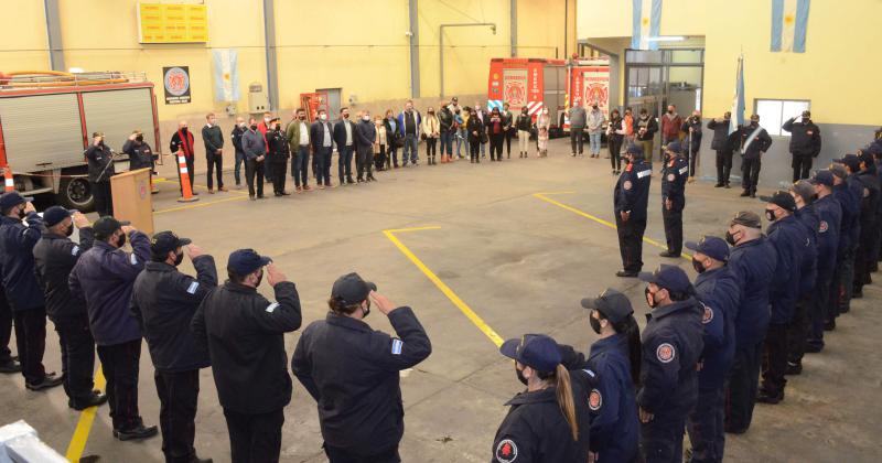 La Subcomisioacuten de damas de la Asociacioacuten de Bomberos organiza una campantildea de donacioacuten