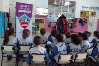 Dejando Huellas despertar la empatiacutea de los maacutes chicos sobre el cuidado de los animales