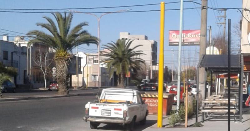 Instalaraacuten semaacuteforos en el cruce de Vicente Loacutepez y avenida Coloacuten