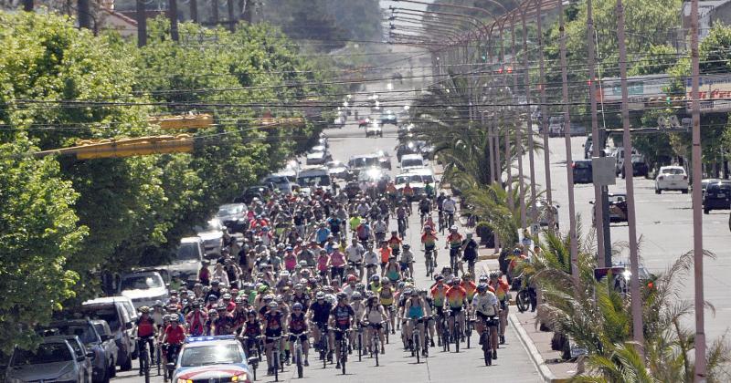 Una de las actividades destacadas fue la séptima salida de cicloturismo coordinada por el grupo Bici Tours