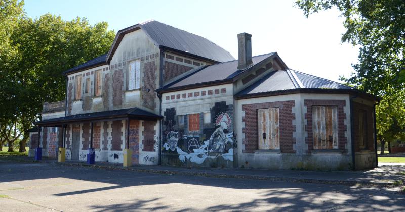 La vieja estación ferroviaria ser� reconvertida en un Polo Cultural en Olavarría