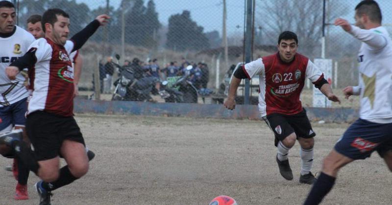 Kiosco Avenida ganó su encuentro ante Racing