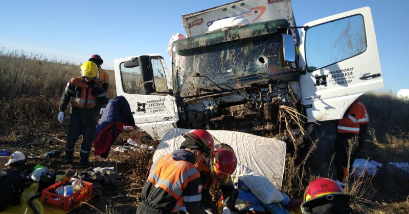 Un chofer evadioacute el paro de camiones lo apredearon y murioacute