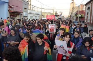 La Marcha del Orgullo en Olavarriacutea en 20 fotos 