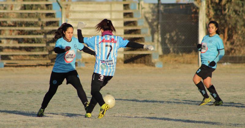 Frío por la mañana- Loma Negra y Ferro abrieron la jornada