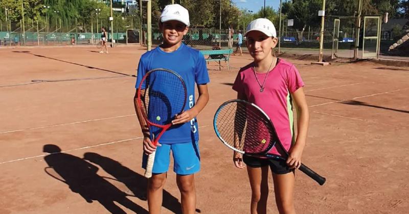 Los pequeños jugadores de Estudiantes ante otro desafio