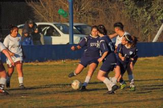 El fútbol femenino jugó las semifinales del torneo organizado por la LLF