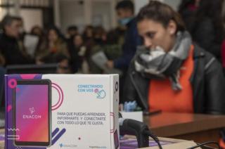 El Enacom entregaraacute 350 tablets en Olavarriacutea