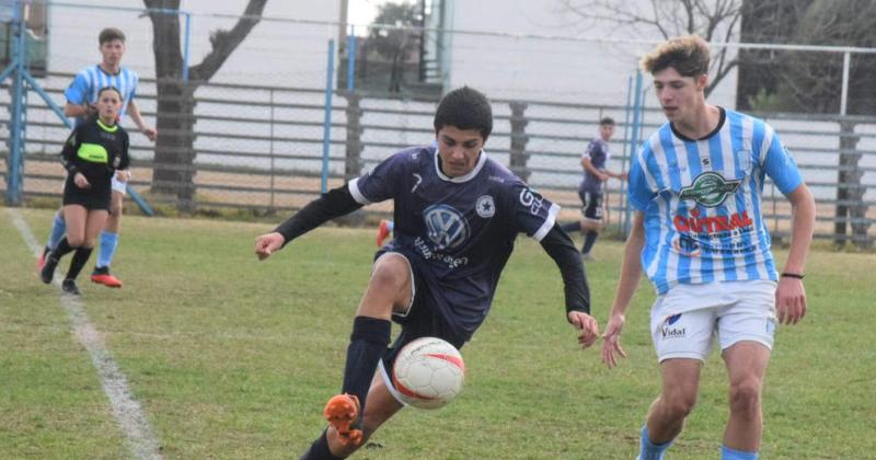 El torneo de inferiores tuvo su desarrollo Ferro y Racing jugaron seis encuentros