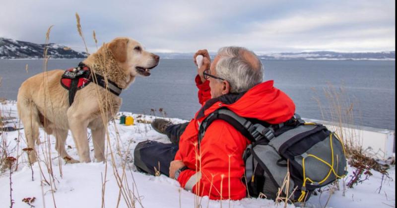 Un bombero olavarriense y su perro rescataron a un esquiador de una avalancha en Ushuaia