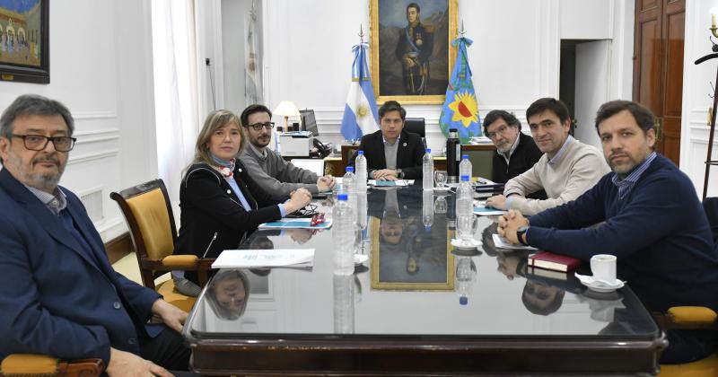 Kicillof recibioacute a Iparaguirre para avanzar en un proyecto de viviendas para Tandil