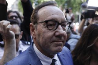 Kevin Spacey se declaroacute no culpable de delitos de agresioacuten sexual