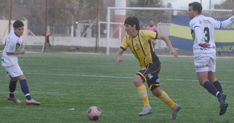 Manuel Montiel tuvo un gran juego ante Embajadores en Olavarría