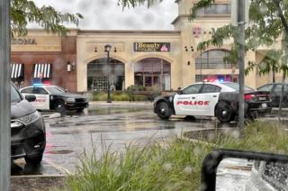 Nuevo tiroteo en EEUU- al menos cuatro muertos en un centro comercial de Indiana