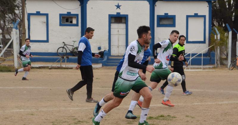 El torneo sigue en distintos escenarios y categorías