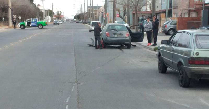 Tres personas derivadas al Hospital tras un accidente entre dos vehiacuteculos