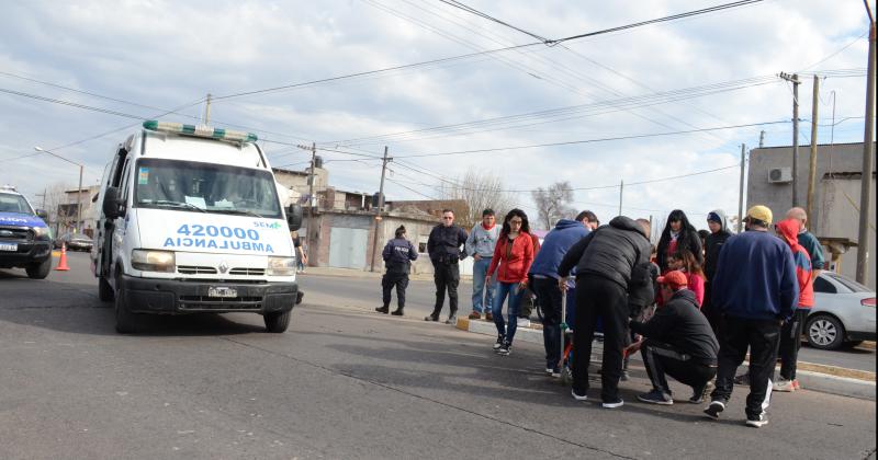 Continuacutea en terapia intensiva la mujer atropellada ayer por una moto que se dio a la fuga