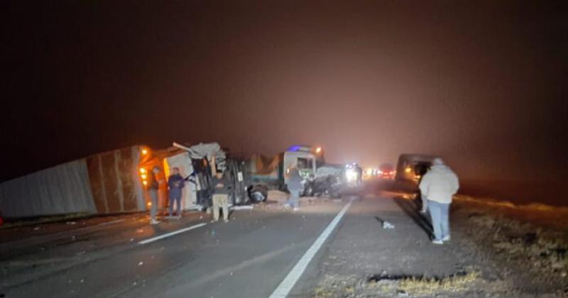 Las Flores- un camionero fallecioacute en un accidente en la ruta 3