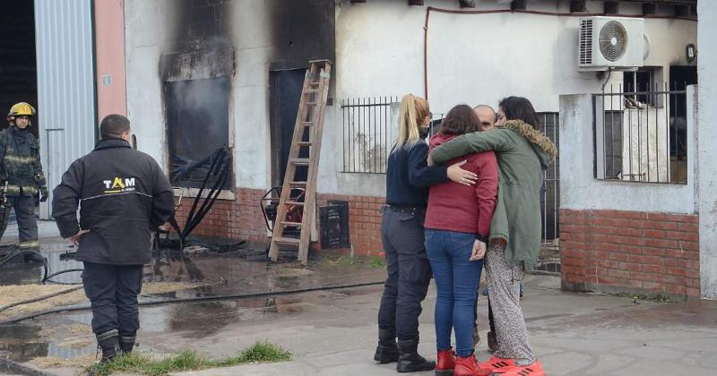 No solo se trata del daño material como objetos de valor económico y sentimental sino que también de la destrucción del mayor lugar de confortabilidad que tiene el ser humano