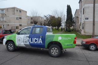 Un joven fallecioacute durante un allanamiento en el barrio Jardiacuten 