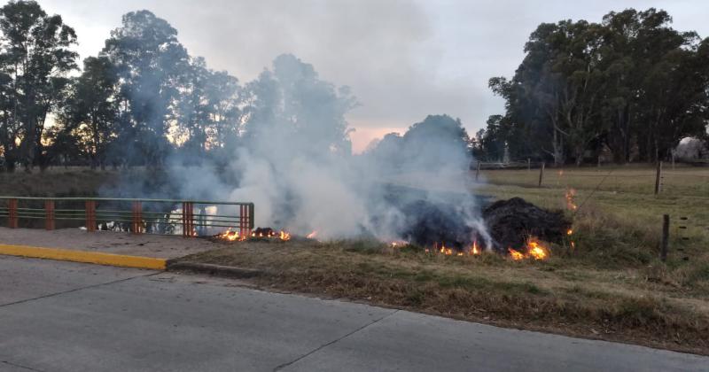 Incendios intencionales a la vera del arroyo