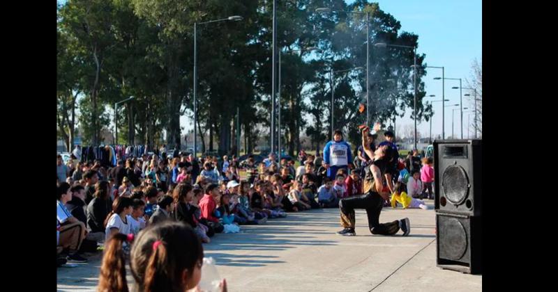 M�s de mil personas participaron de la Feria del MTE-UTEP