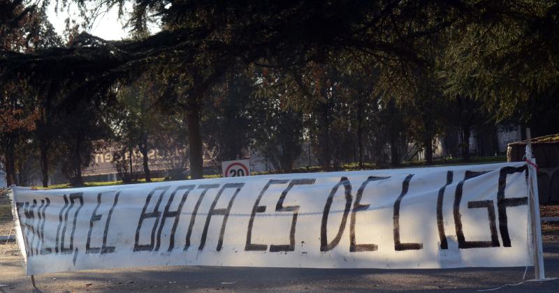 Los hinchas estudiantiles quieren al Bataraz en la Liga Argentina