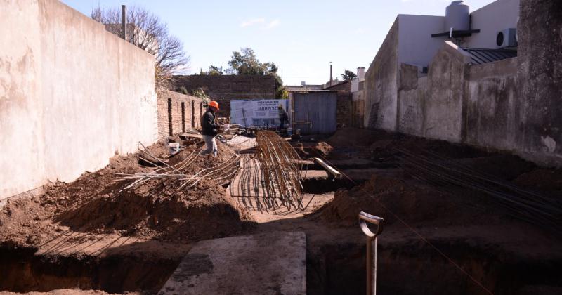 Jardiacuten 929- El Municipio estaacute realizando una obra que deberiacutea hacer la Provincia