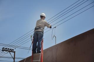 Quisieron robar en una subestacioacuten eleacutectrica y dejaron sin servicio a varios barrios