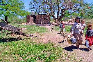 Diacutea Internacional de los Pueblos Indiacutegenas