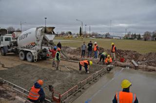 Empezoacute la pavimentacioacuten del barrio AOMA- implica una inversioacuten de 90 millones de pesos