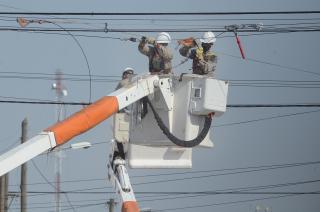 Por una falla en un transformador una localidad y tres zonas rurales no tuvieron luz