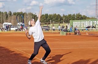 El tenis tuvo sus clasificados a la instancia provincial