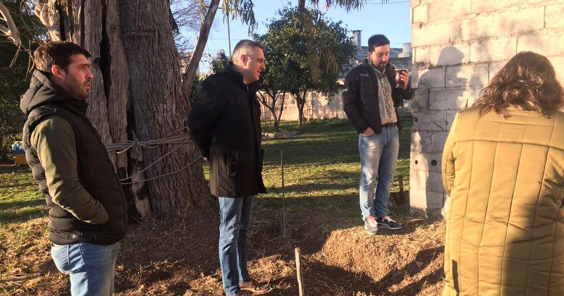 Vergel y Matrella visitaron la sede destrozada en Loma Negra