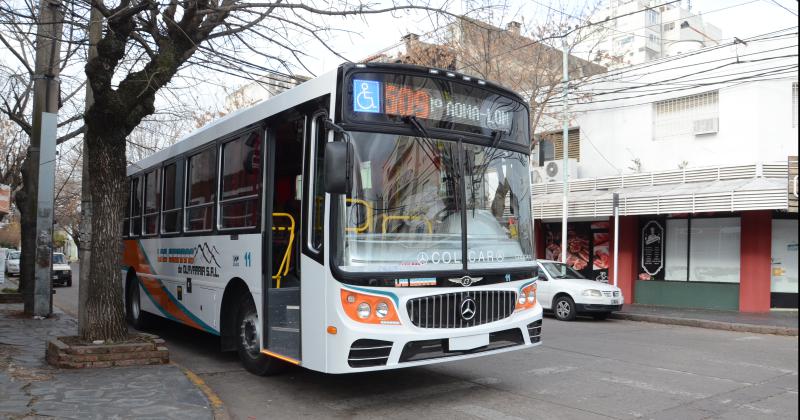 Paro de colectivos- desde las 15 se normalizoacute el servicio 