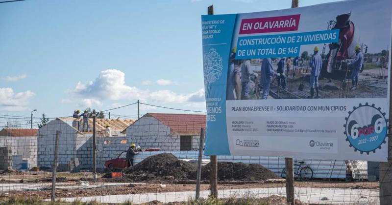 Continuacutean las obras de las viviendas del barrio Educadores con un avance del 25-en-porciento- 