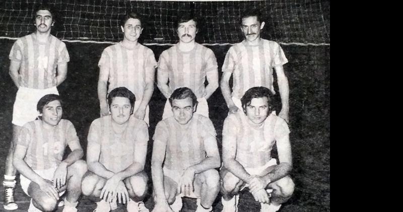 En la década de 1970 la Olimpíada Bancaria era un competencia que anualmente reunía a los empleados de los bancos olavarrienses En 1972 en vóleibol se consagraba campeón el equipo del Banco de la Edificadora