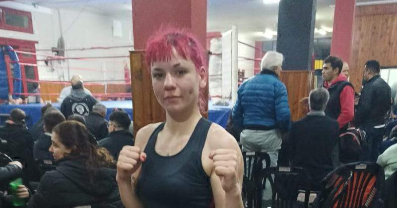 Mariana López ganó su combate