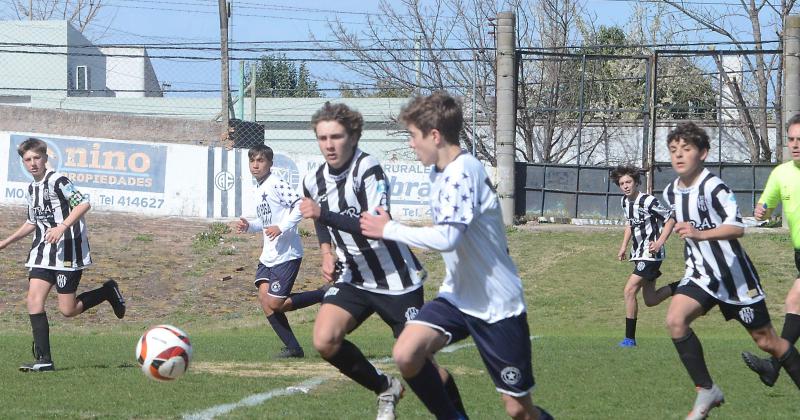 La novena fecha tuvo dos claacutesicos y otro campeoacuten