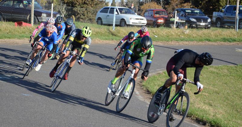 El s�bado hubo actividad en la pista local