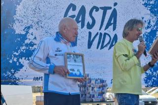 Héctor Grunewald reconocido por su trayectoria deportiva