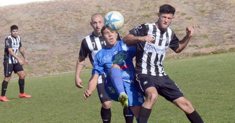 Ferro y Estudiantes jugaron en el Parque