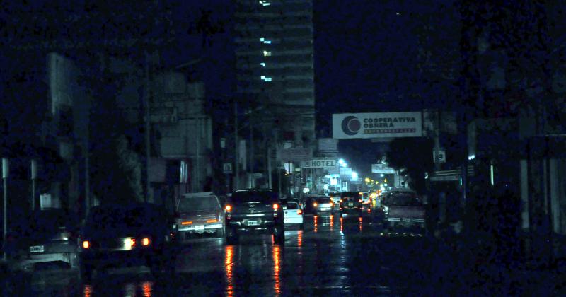 Cuatro barrios quedaron sin luz durante la noche del lunes